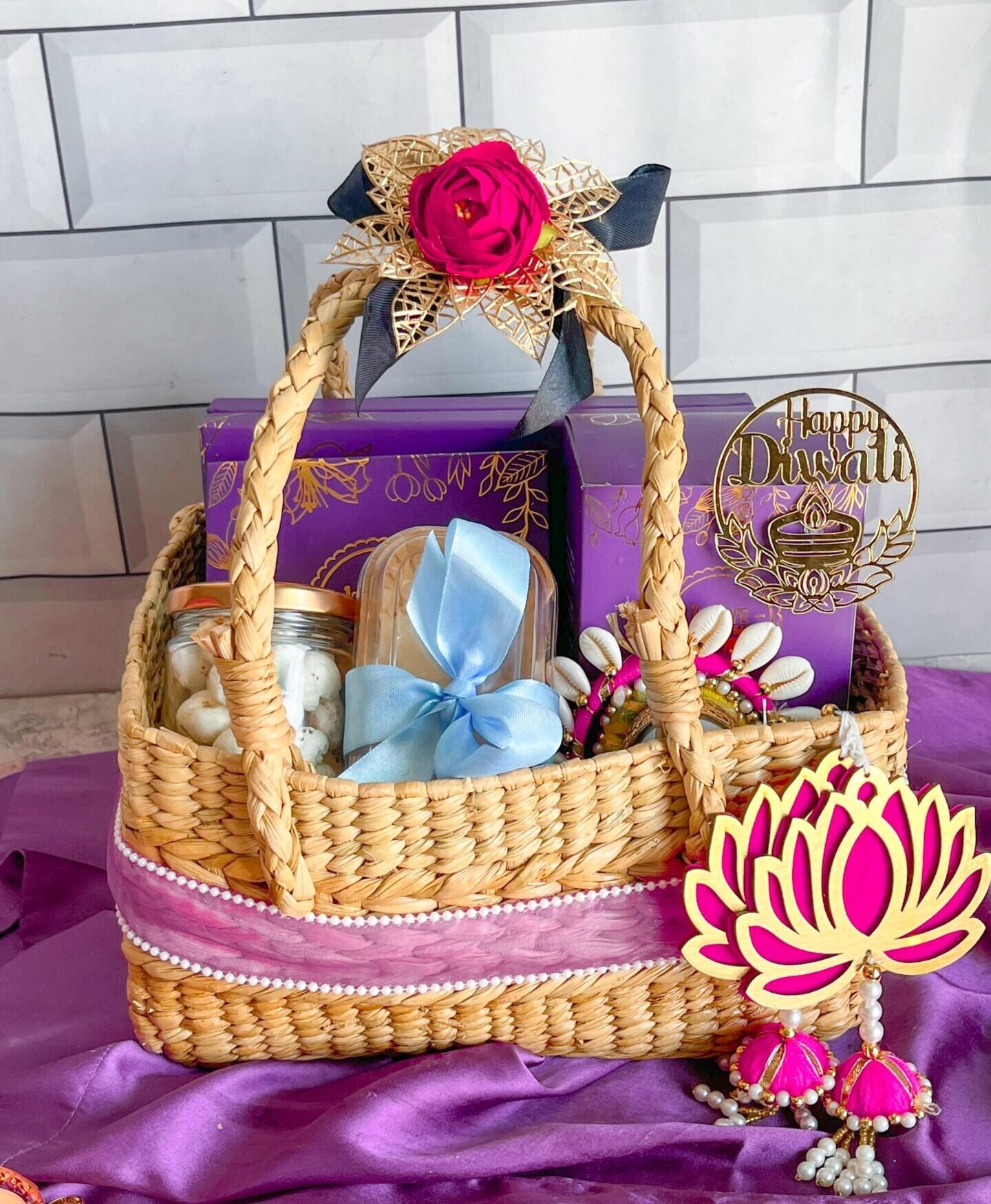 The Purse of Grandeur